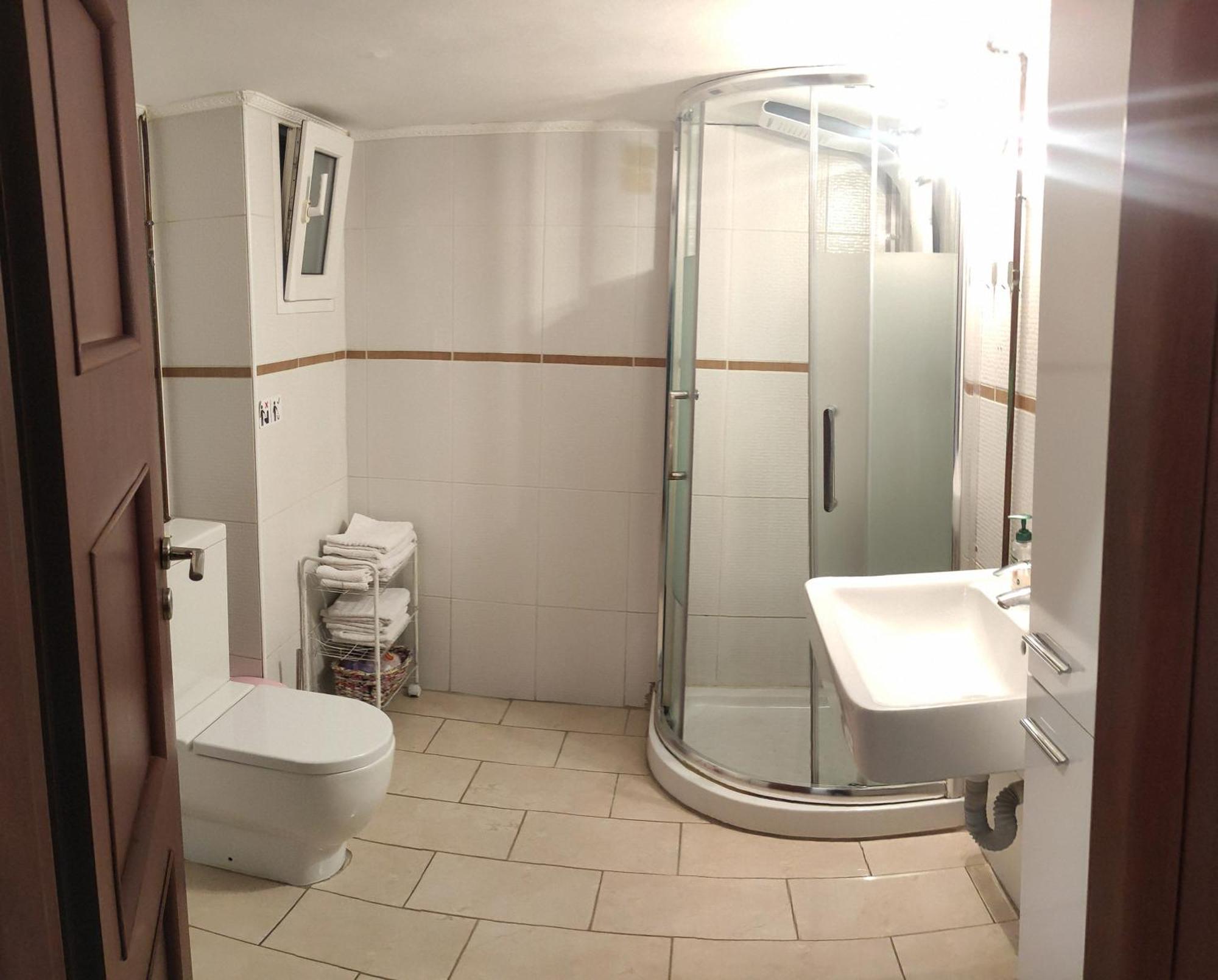Elegant Luminous Downtown Apartment เทสซาโลนิกิ ภายนอก รูปภาพ